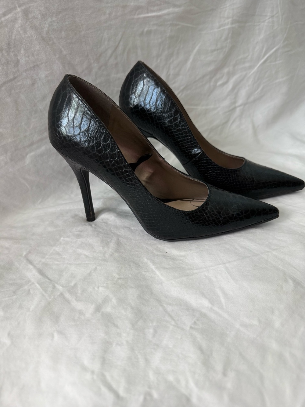 Sam & Libby Black Croc-Embossed Pointed-Toe Stiletto Heels